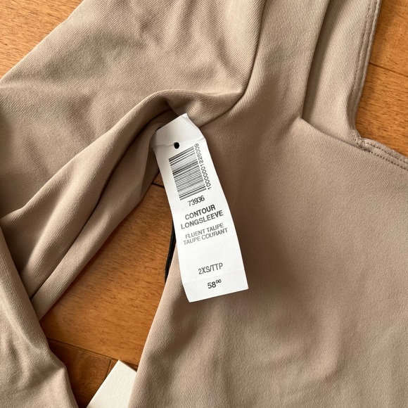 BNWT Aritzia Babaton Contour Squareneck Bodysuit - Picture 2 of 3